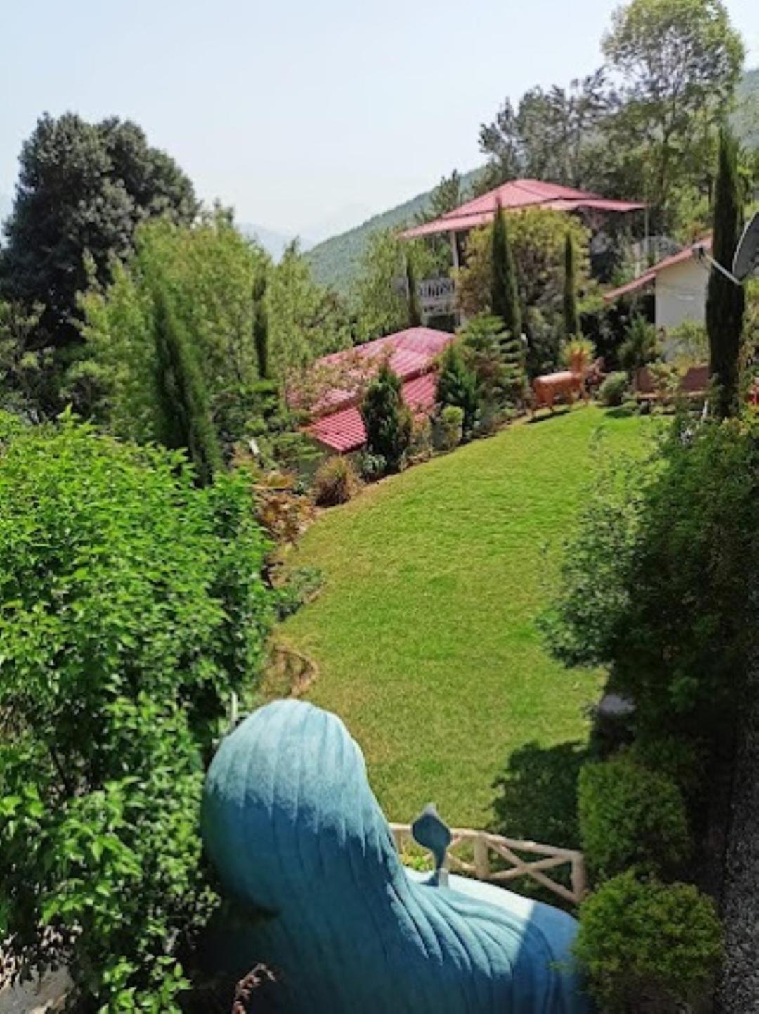 The Village Retreat Resort , Guptkashi Gupta Kashi Exterior photo