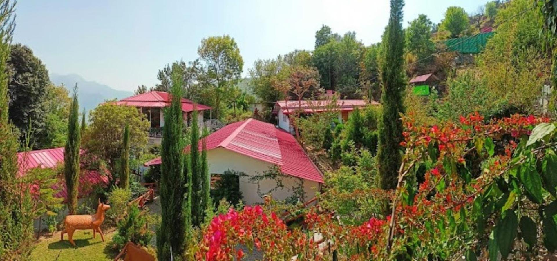 The Village Retreat Resort , Guptkashi Gupta Kashi Exterior photo
